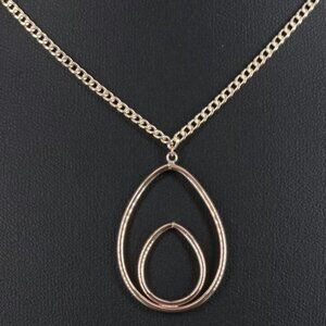 10K Teardrop Pendant Necklace